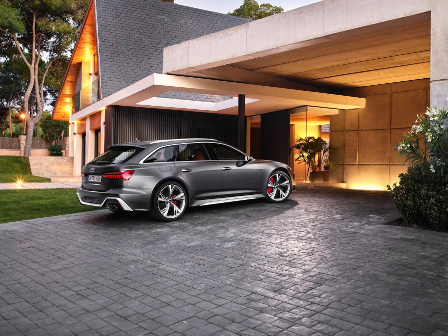 Audi RS6 Avant (C8) 2019 года  (WW) (фото 27 из 46)